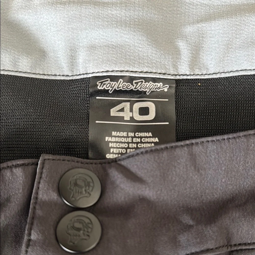 Black Athletic Men's Shorts - Picture 5 of 9